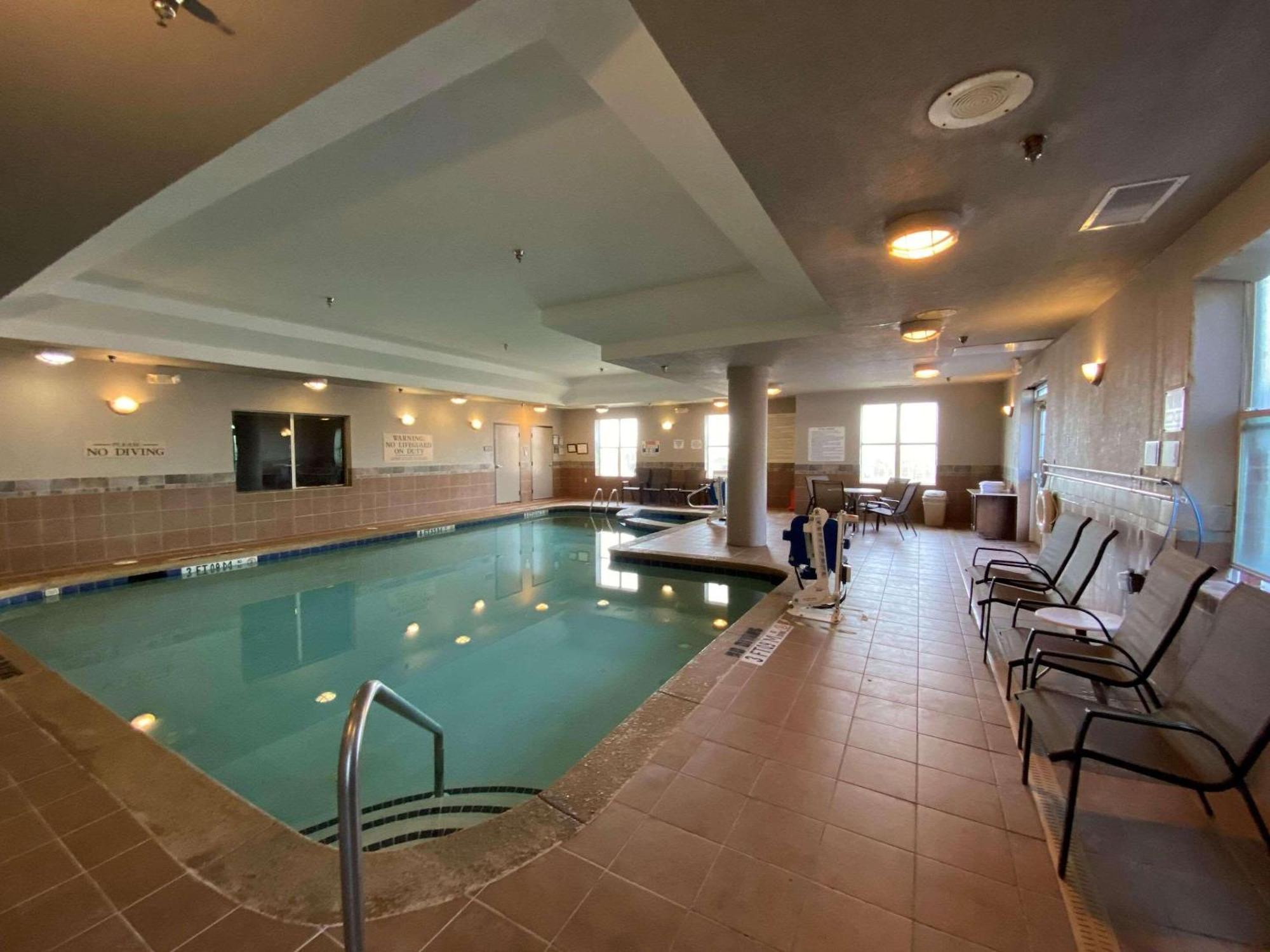 Country & By Radisson, Athens, Ga Hotel 3*