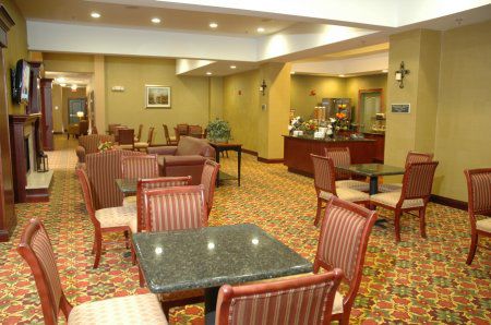 Hotel Country & By Radisson, Athens, Ga 3*